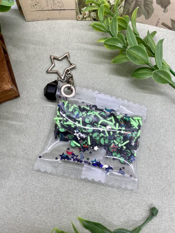 Alien Shaker Keychain